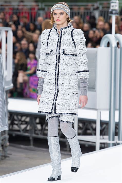 chanel winter 2017 dresses|Chanel fashion 2017.